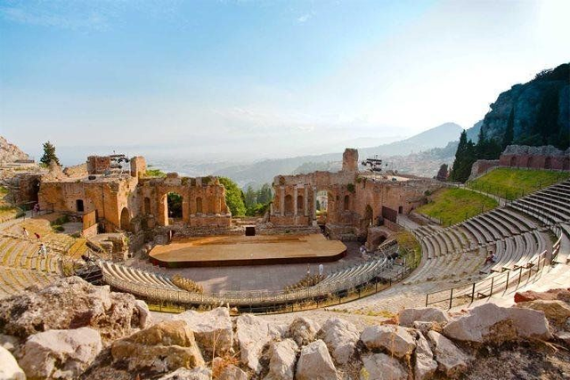 Taormina and Castelmola Tour - (Private Tour) - immagine 5
