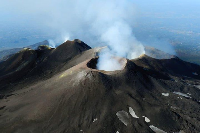 Ricotta Experience + Etna Tour to the top (3.000 meters) - (Private Tour) - immagine 7